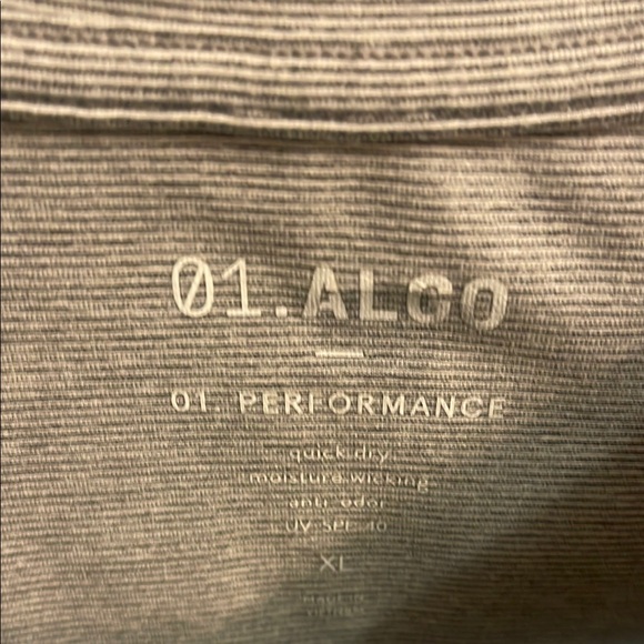 21 ALDO Gray Short Sleeve Shirt - Picture 2 of 2